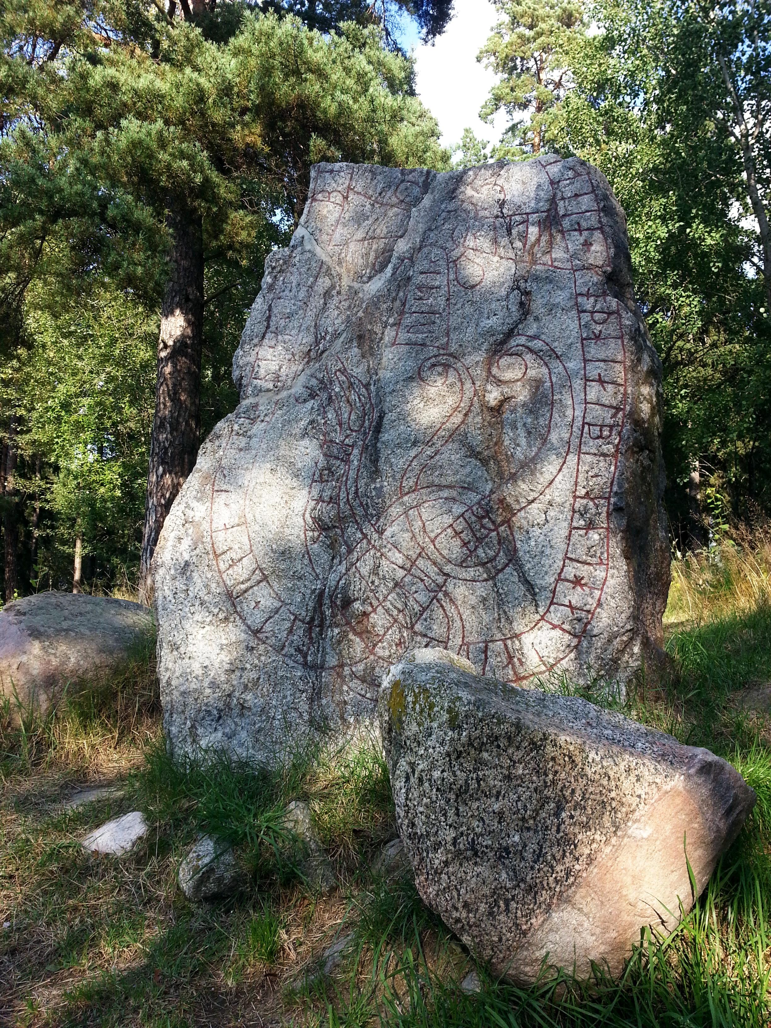 Uppland Runic Inscription 74